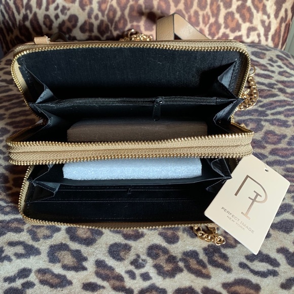 Perfect Image New York Wallet Crossbody - Picture 3 of 4